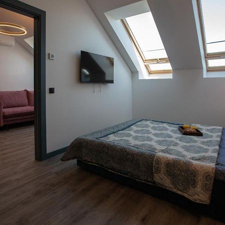M8 Stylish One-Bedroom Apartment Kaunas Buitenkant foto