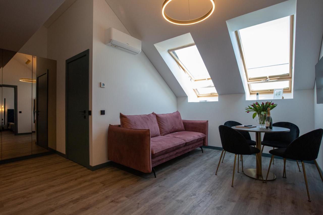 M8 Stylish One-Bedroom Apartment Kaunas Buitenkant foto