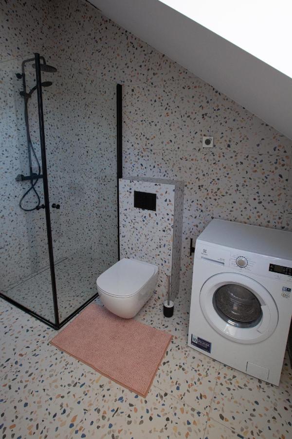 M8 Stylish One-Bedroom Apartment Kaunas Buitenkant foto